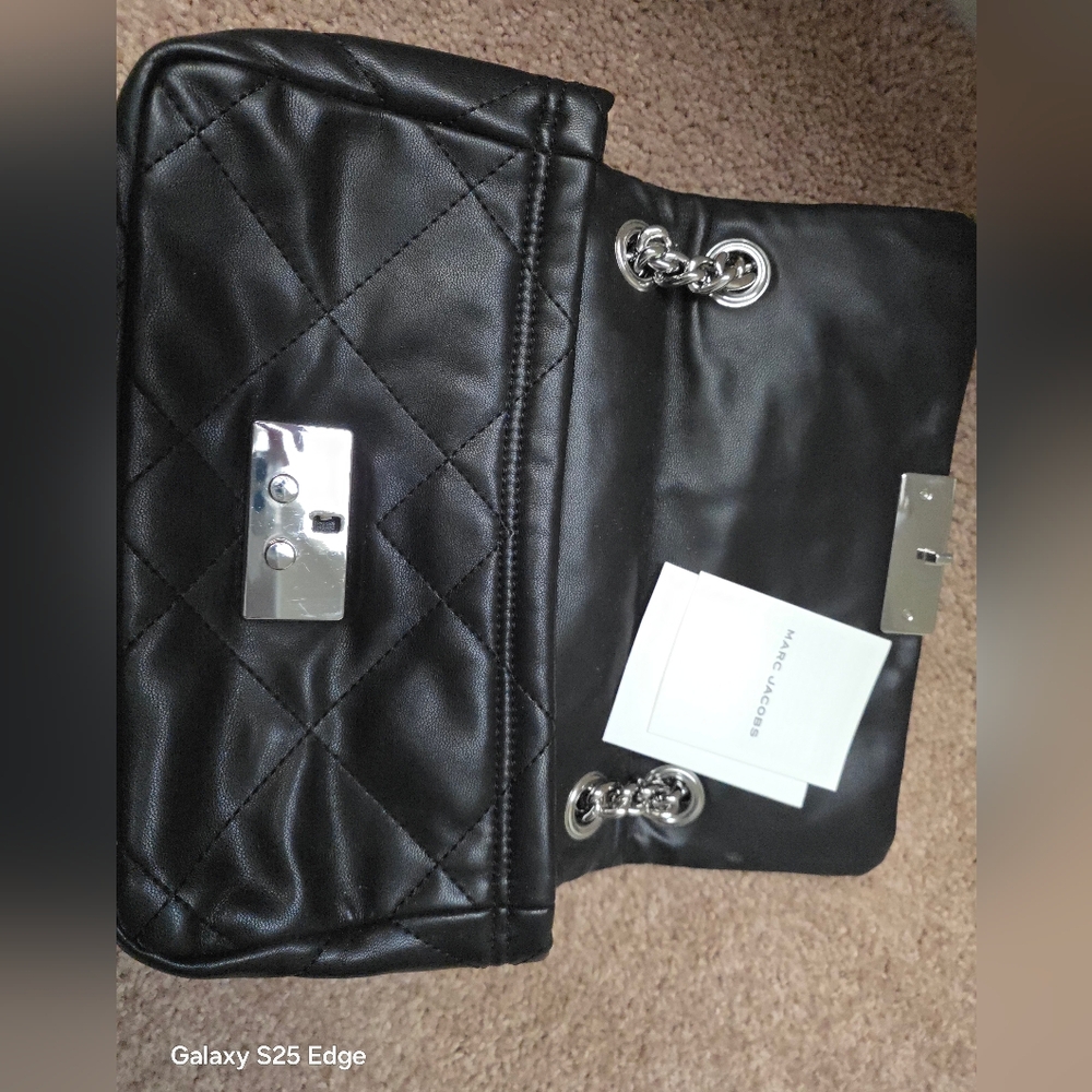 Marc Jacobs Black Quilted Shoulder Bag with Silver Chain - Picture 4 of 8